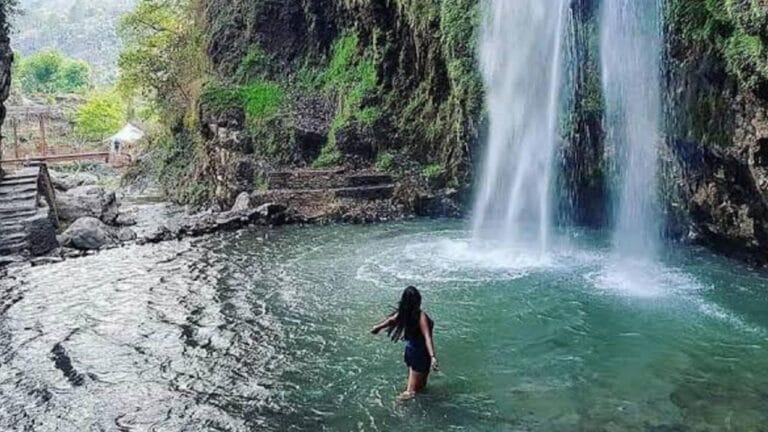 14 Most Famous Waterfalls In Uttarakhand That Need Your Attention