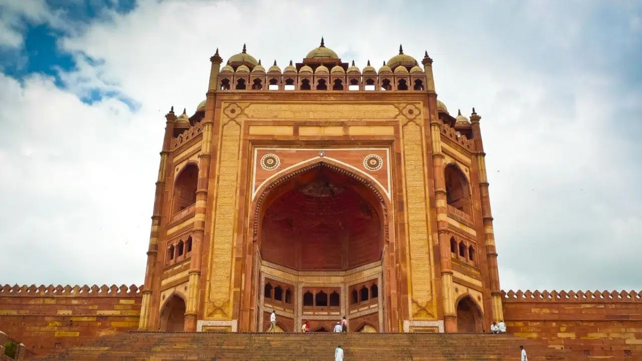 buland darwaza