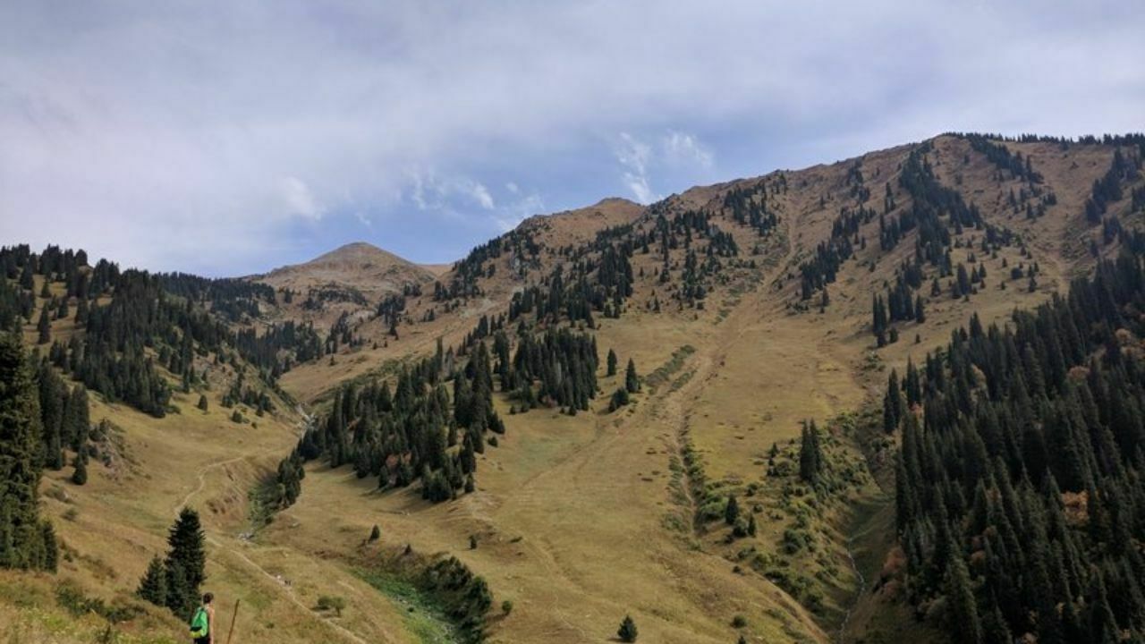 furmanovka peak trail