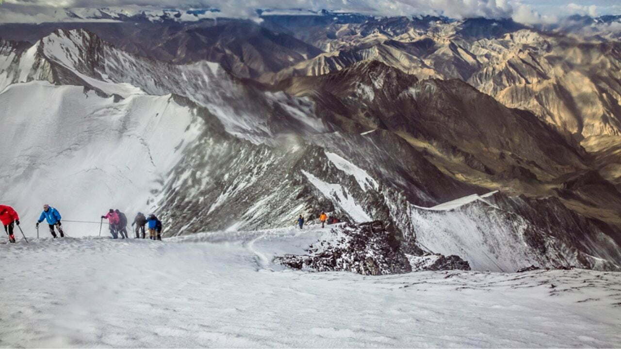 stok kangri summit