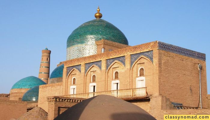 Pakhlavan Mahmoud Mausoleum