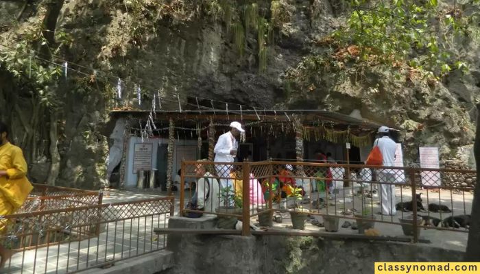 Meditate at Vashishta Cave