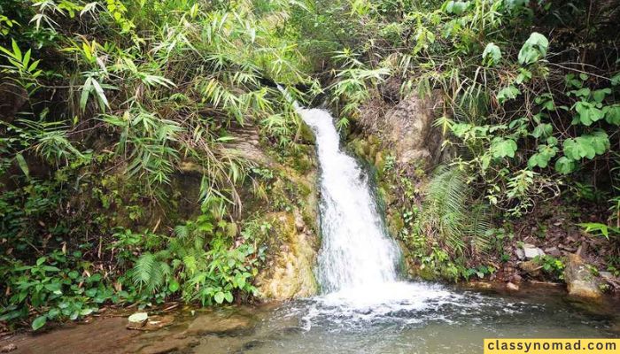 Garud Chatti Waterfalls